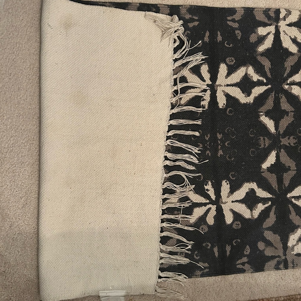 Ikat Patterned Small Cotton Rug - Picture 4 of 4